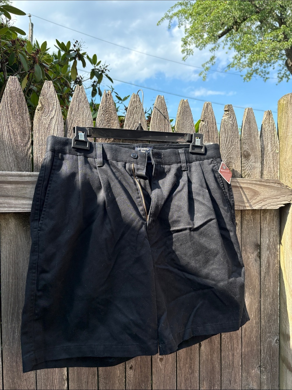 Dockers size 33 black cotton shorts. NWT!!